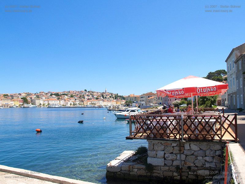 Rckweg vom Motorschiff Marina in den Hafen von Mali Losinj