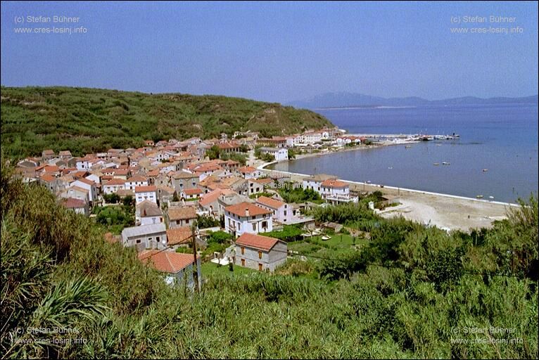 Bilck auf den unteren Ortsteil der Insel Susak